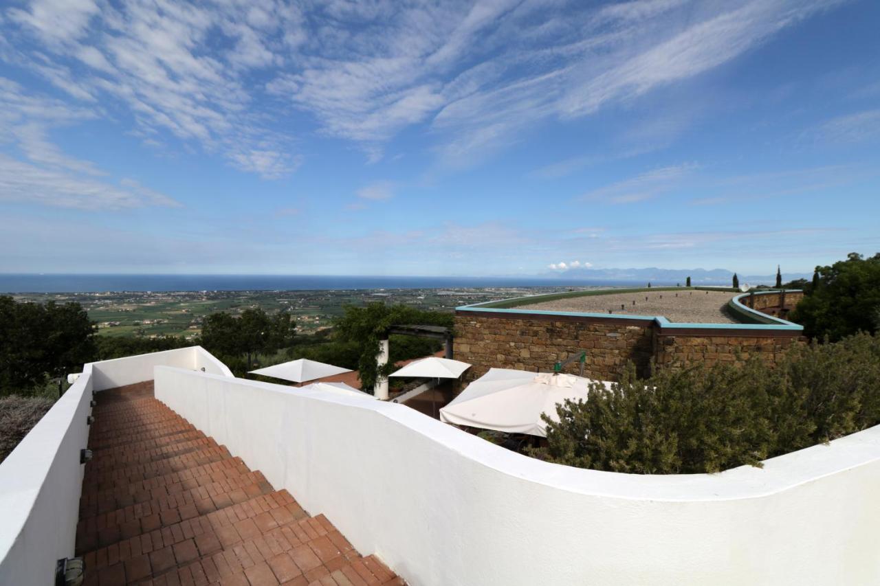 Borgo La Pietraia Hotel เพสตุม ภายนอก รูปภาพ