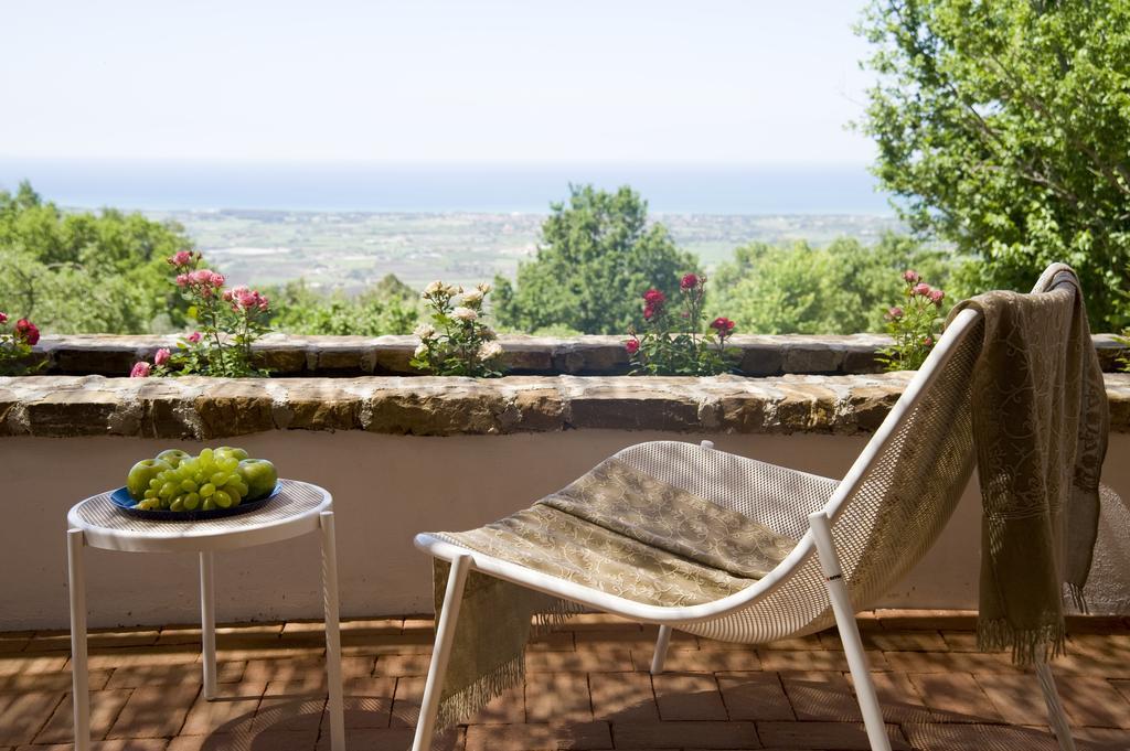 Borgo La Pietraia Hotel เพสตุม ภายนอก รูปภาพ