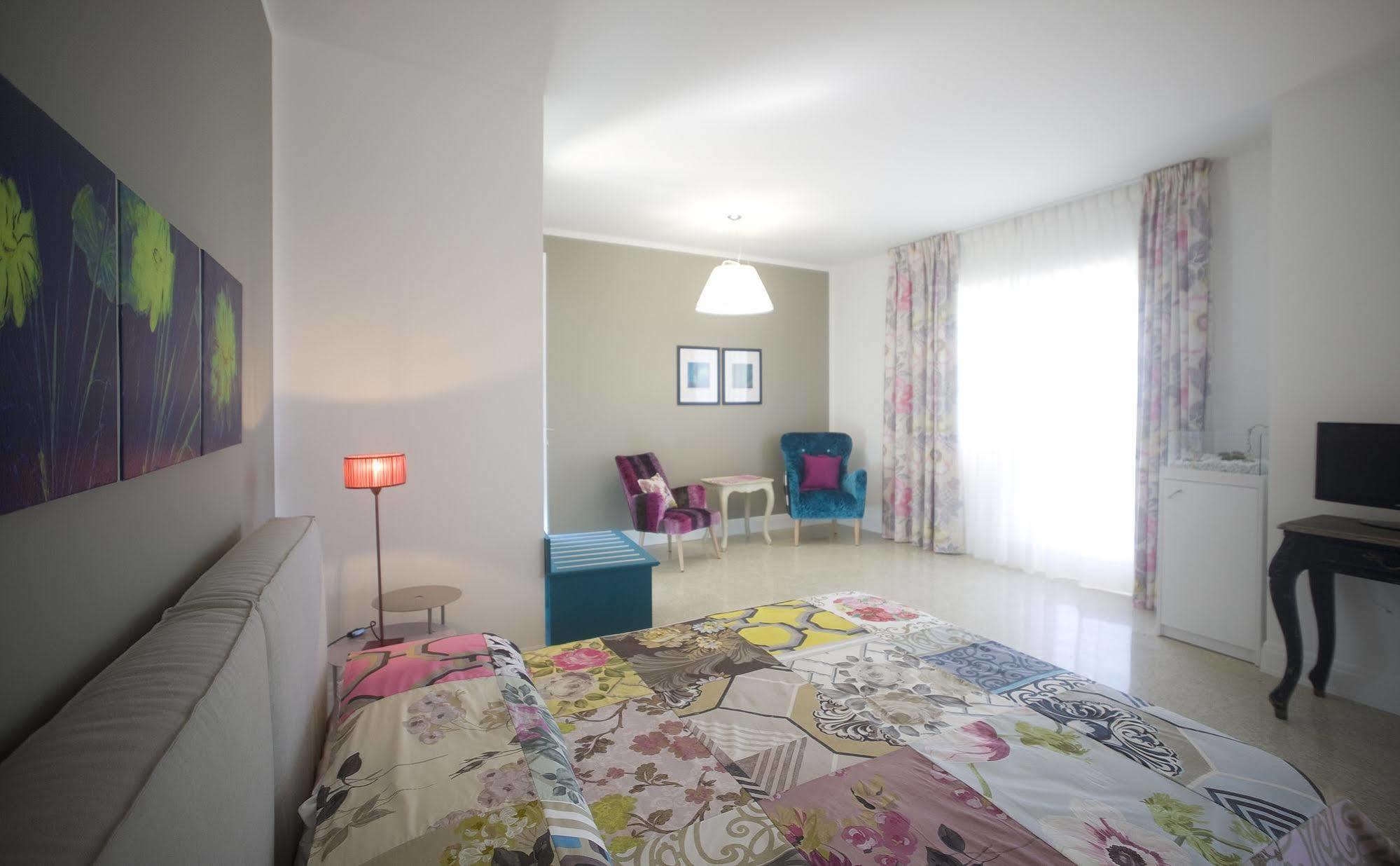 Borgo La Pietraia Hotel เพสตุม ภายนอก รูปภาพ