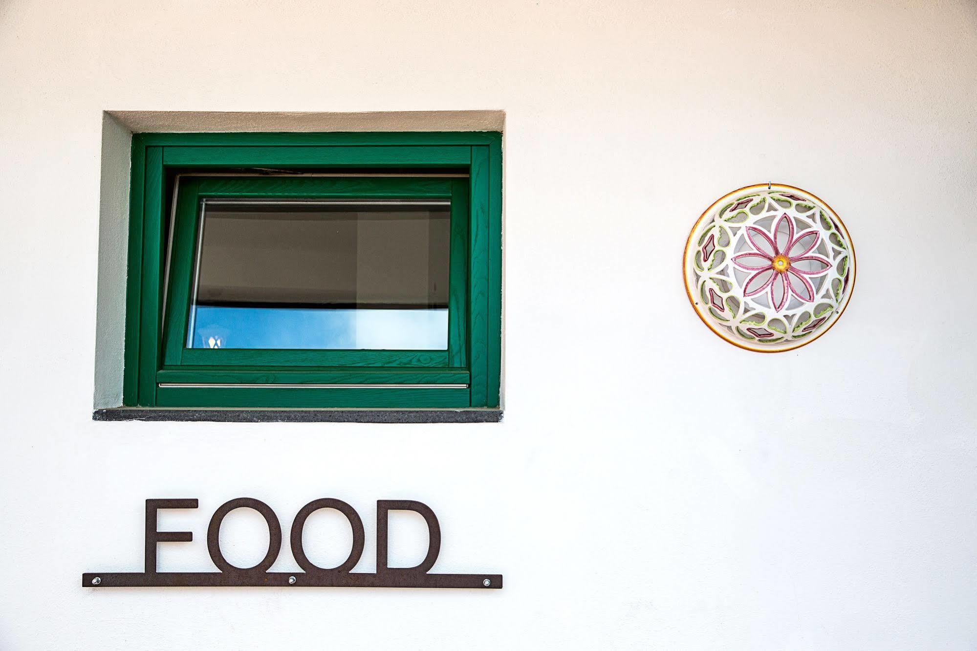 Borgo La Pietraia Hotel เพสตุม ภายนอก รูปภาพ